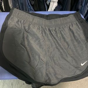 Women’s shorts